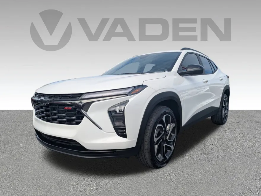 2025 Chevrolet Trax photo 1