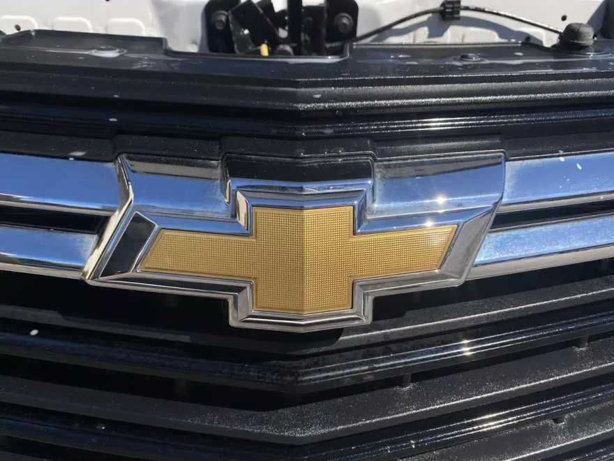 2022 Chevrolet Equinox LT photo 1