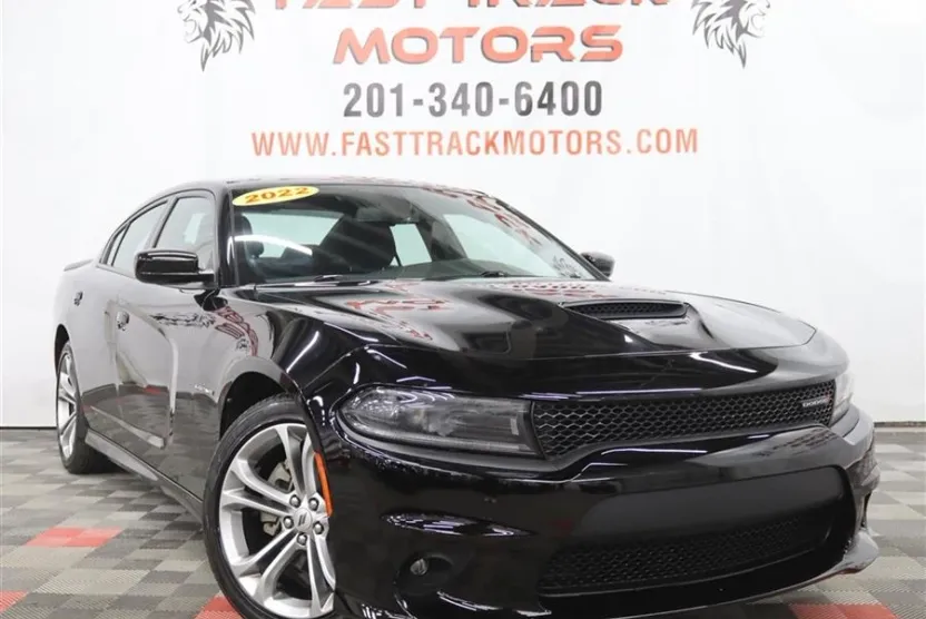 2022 Dodge Charger R/T photo 1