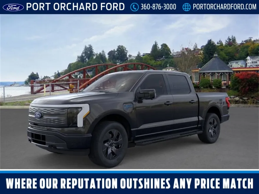 2025 Ford F-150 Lightning Lariat photo 1