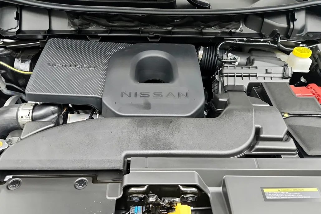 2025 Nissan Murano SL photo 10