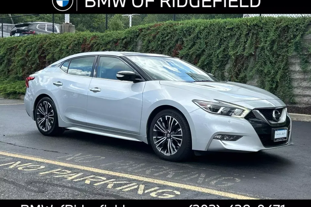 2017 Nissan Maxima Platinum photo 1