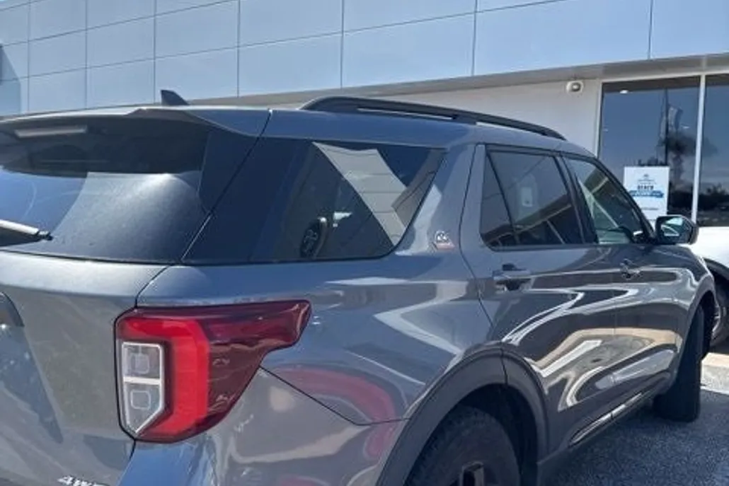 2022 Ford Explorer Timberline photo 1