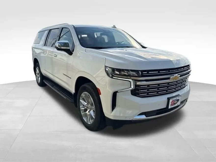 2023 Chevrolet Suburban Premier photo 1