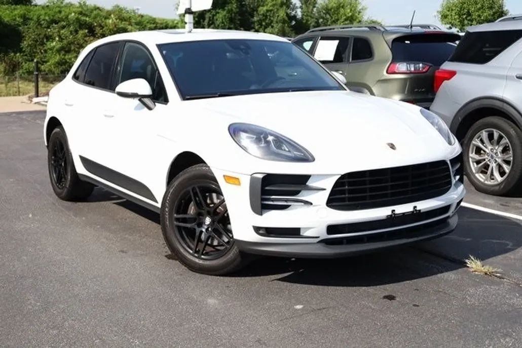 2019 Porsche Macan Base photo 1