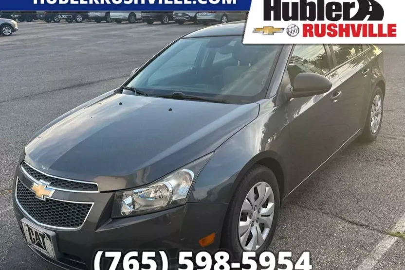 2013 Chevrolet Cruze LS photo 1