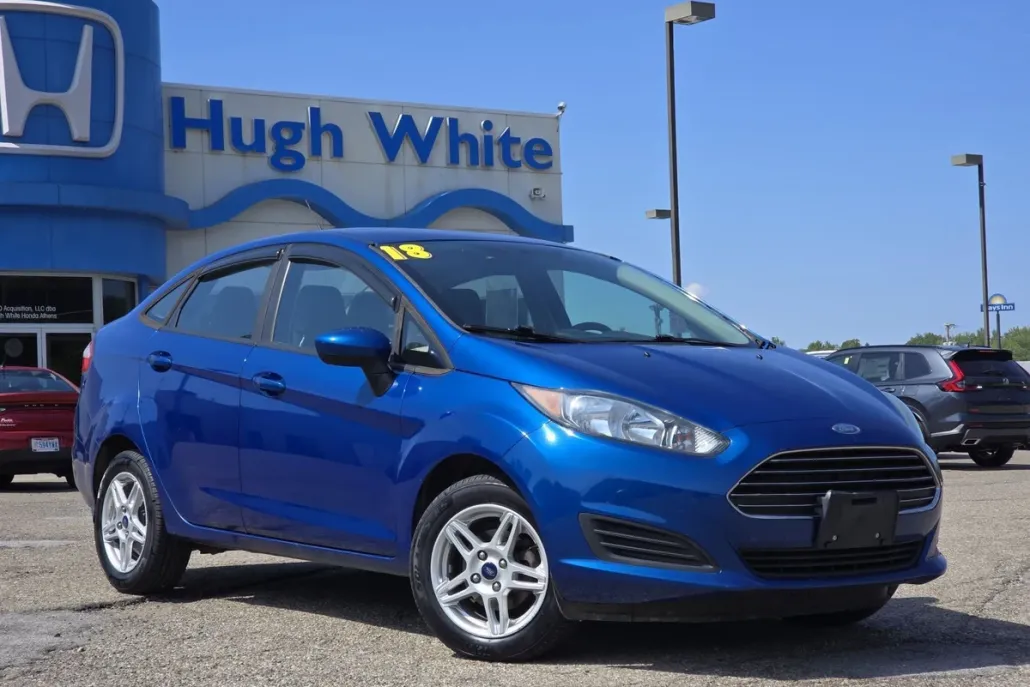 2018 Ford Fiesta SE photo 1