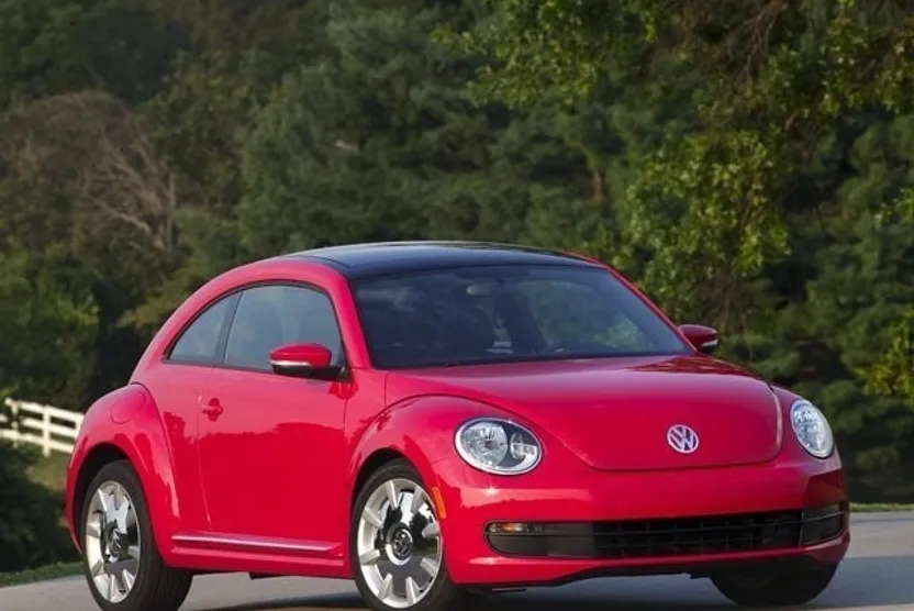 2013 Volkswagen Beetle 2.5L photo 1