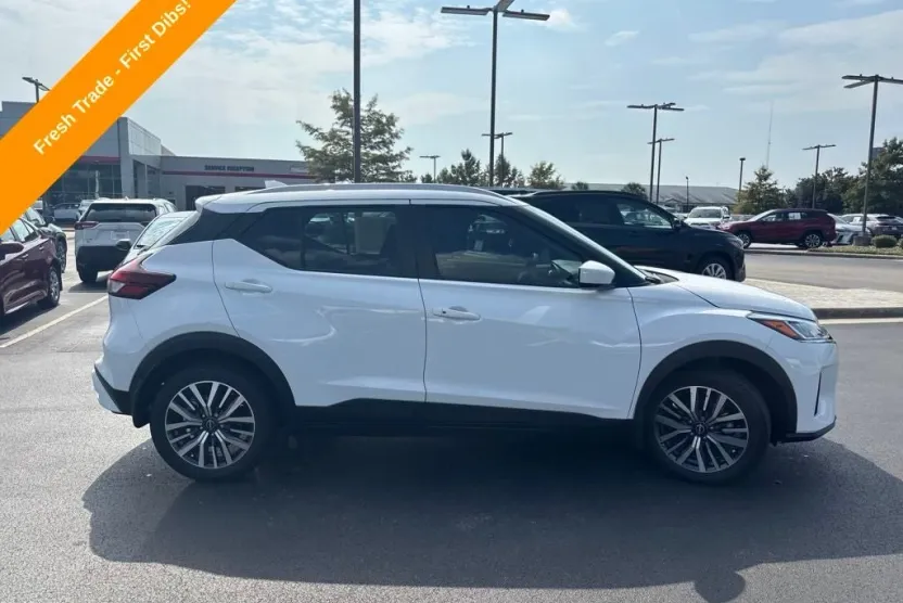 2024 Nissan Kicks SV photo 1