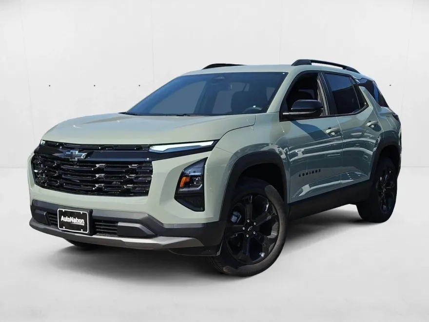 2026 Chevrolet Equinox LT photo 1