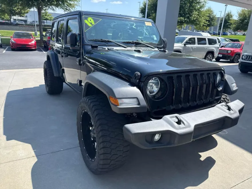 2019 Jeep Wrangler Unlimited Sport S photo 1