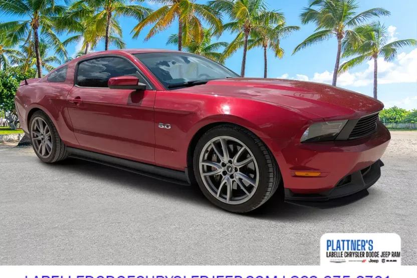 2012 Ford Mustang GT Premium photo 1