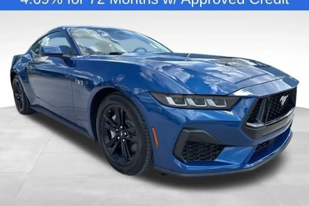 2024 Ford Mustang GT photo 1