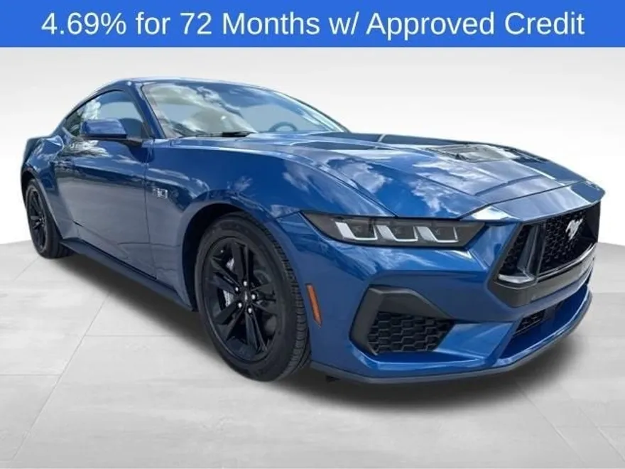 2024 Ford Mustang GT photo 1