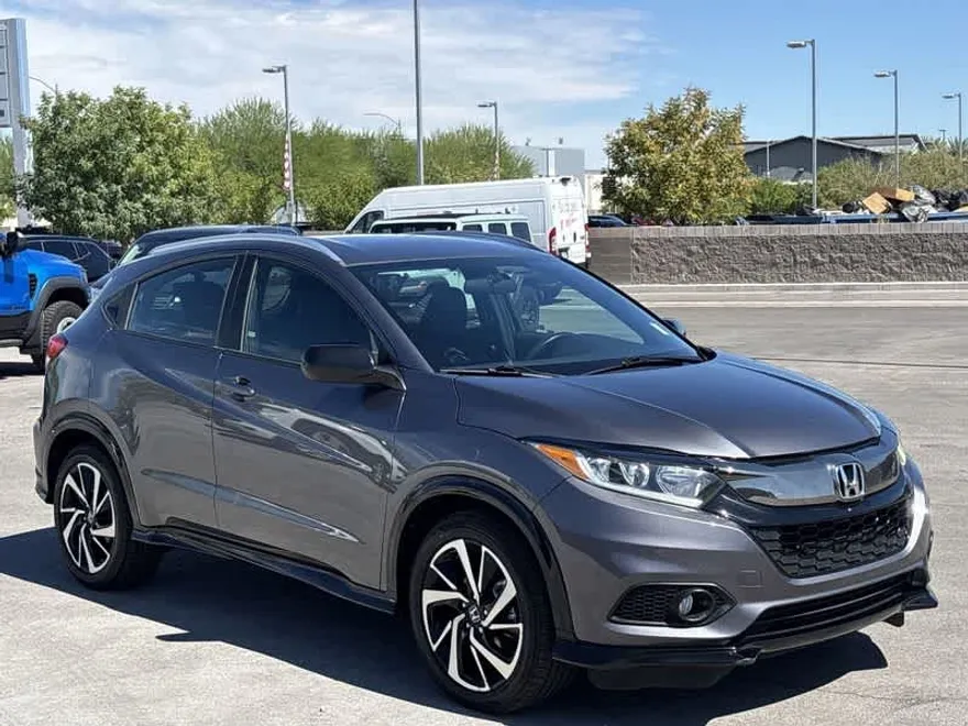 2019 Honda HR-V Sport photo 2