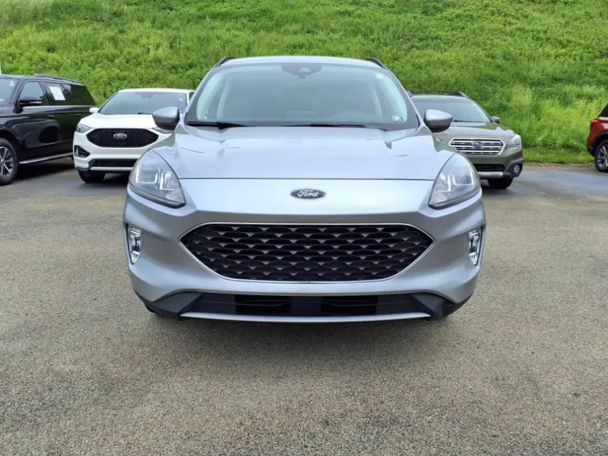 2021 Ford Escape SEL photo 1