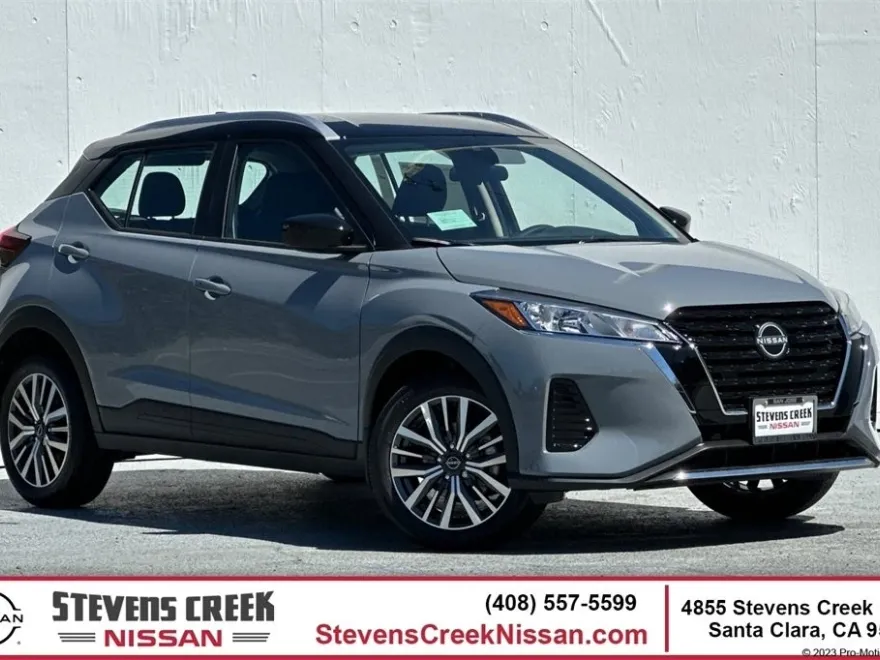 2024 Nissan Kicks SV photo 1