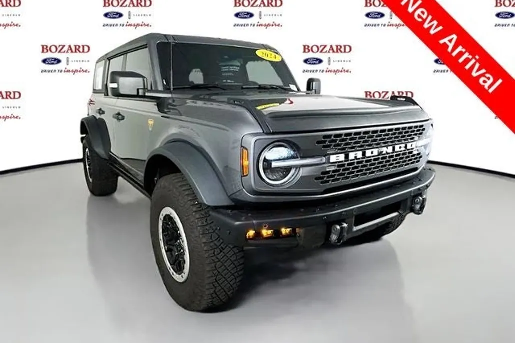 2024 Ford Bronco Badlands photo 1