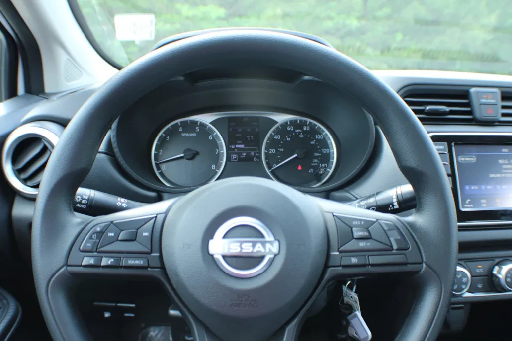 2025 Nissan Versa S photo 1