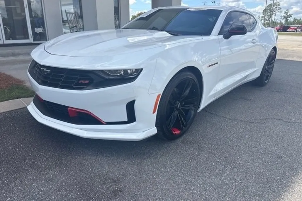 2022 Chevrolet Camaro 2LT photo 1