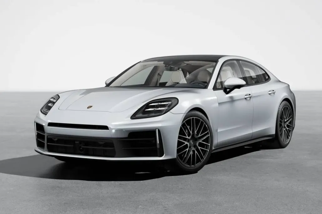 2026 Porsche Panamera 4 photo 1