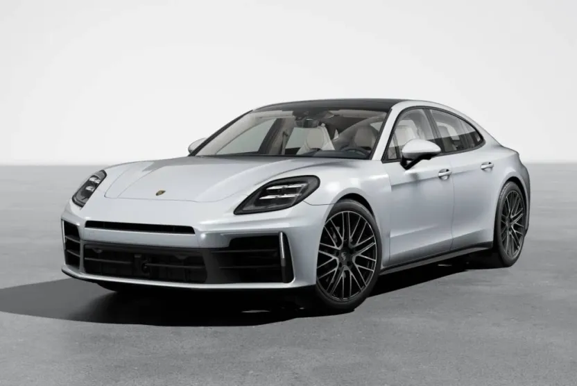 2026 Porsche Panamera 4 photo 1