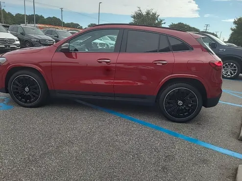 2025 Mercedes Benz GLA 250 photo 4
