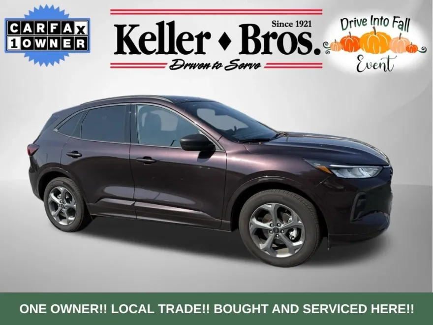 2023 Ford Escape ST-Line photo 1