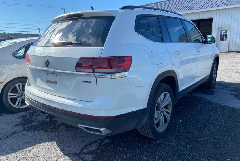 2022 Volkswagen Atlas SE Technology photo 1