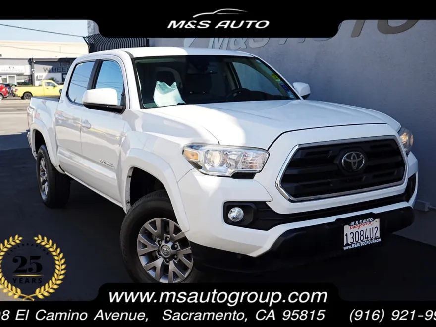 2019 Toyota Tacoma SR5 Double Cab V6 photo 1