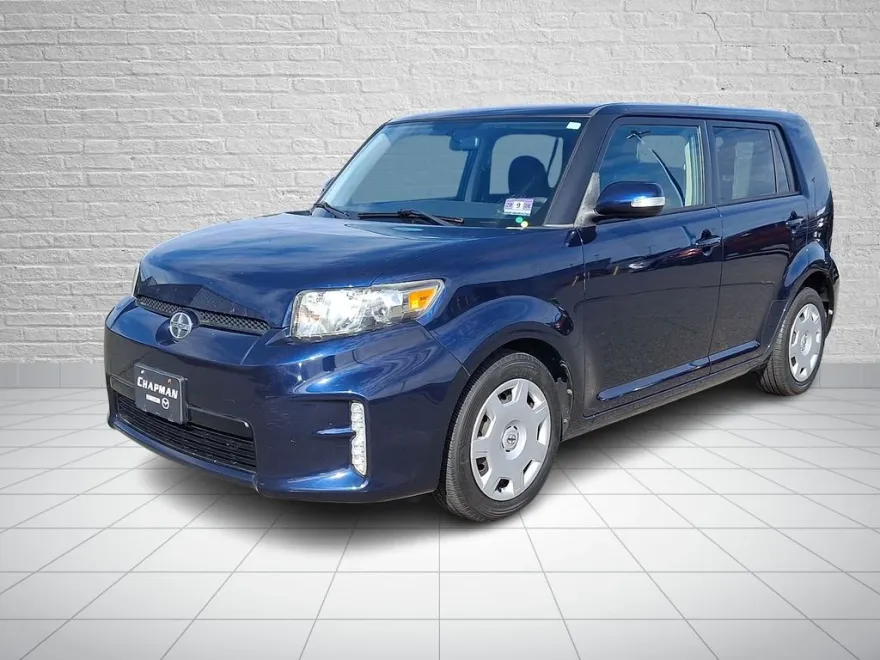 2013 Scion xB photo 1