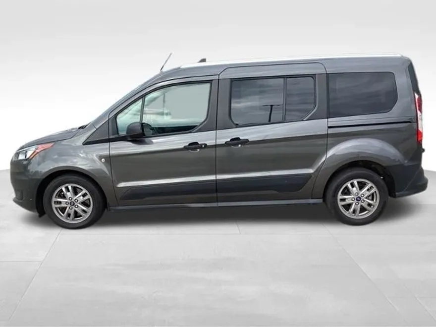 2022 Ford Transit Connect XL photo 1
