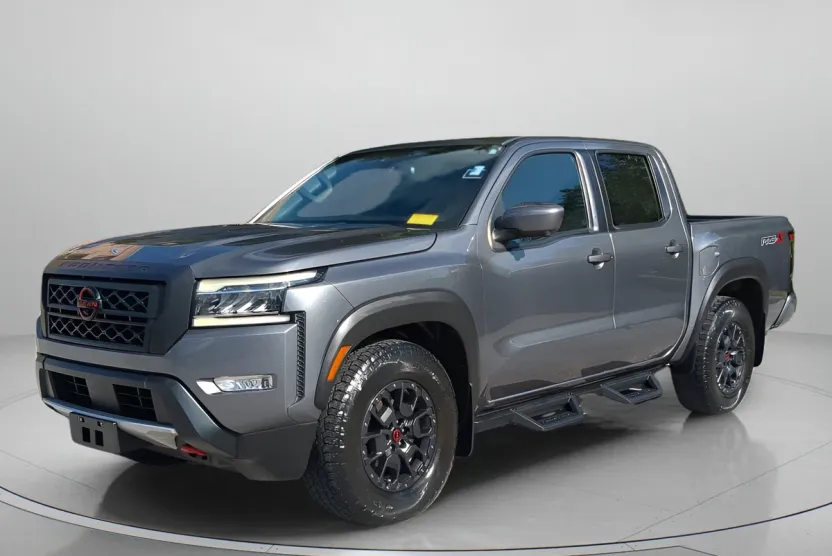 2022 Nissan Frontier PRO-X Crew Cab photo 1