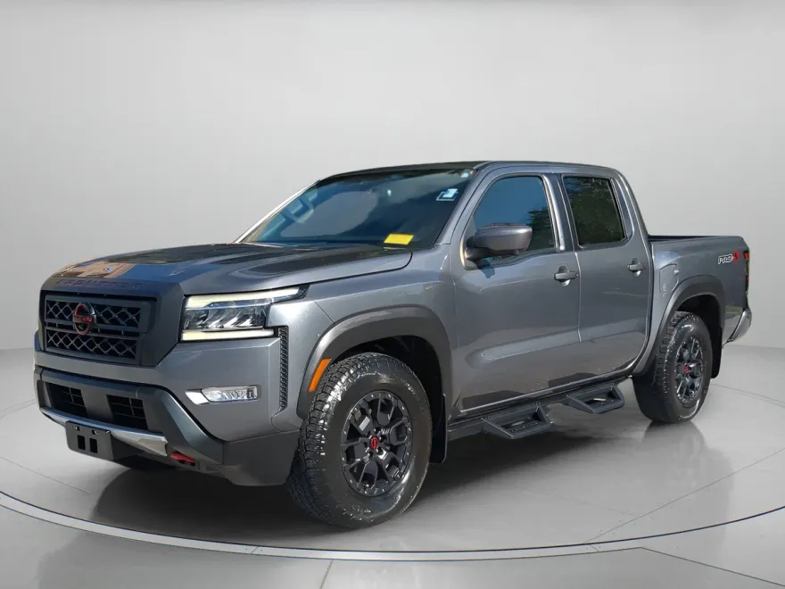 2022 Nissan Frontier PRO-X Crew Cab photo 1
