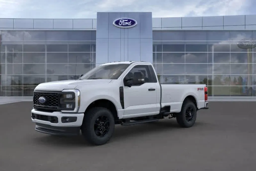 2025 Ford F-350 XL photo 1