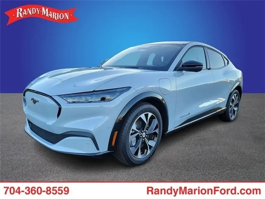 2023 Ford Mustang Mach-E Premium photo 1