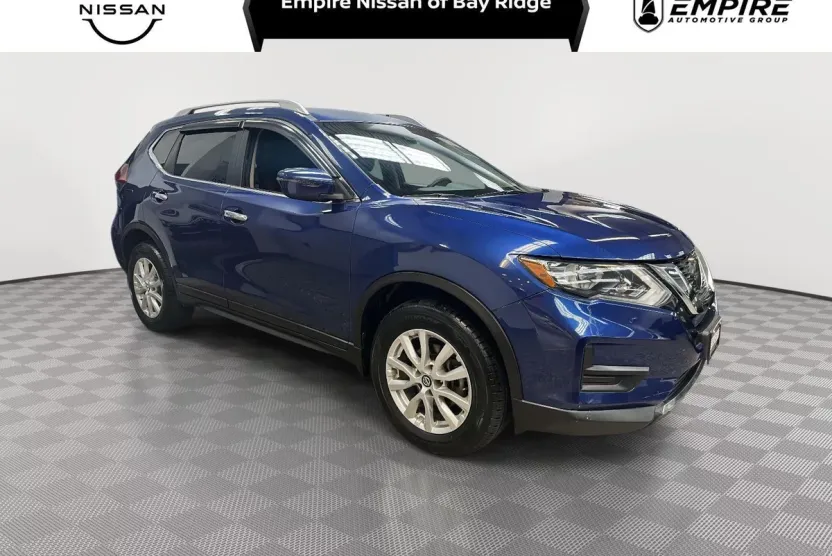 2020 Nissan Rogue SV AWD photo 1