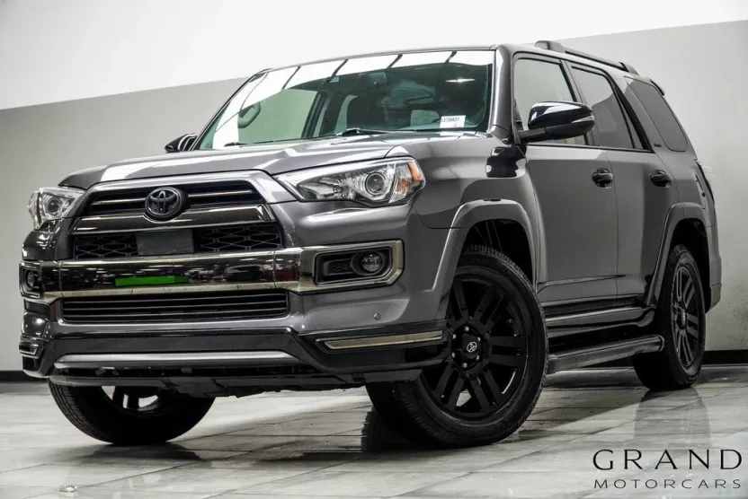 2020 Toyota 4Runner SR5 4WD photo 1