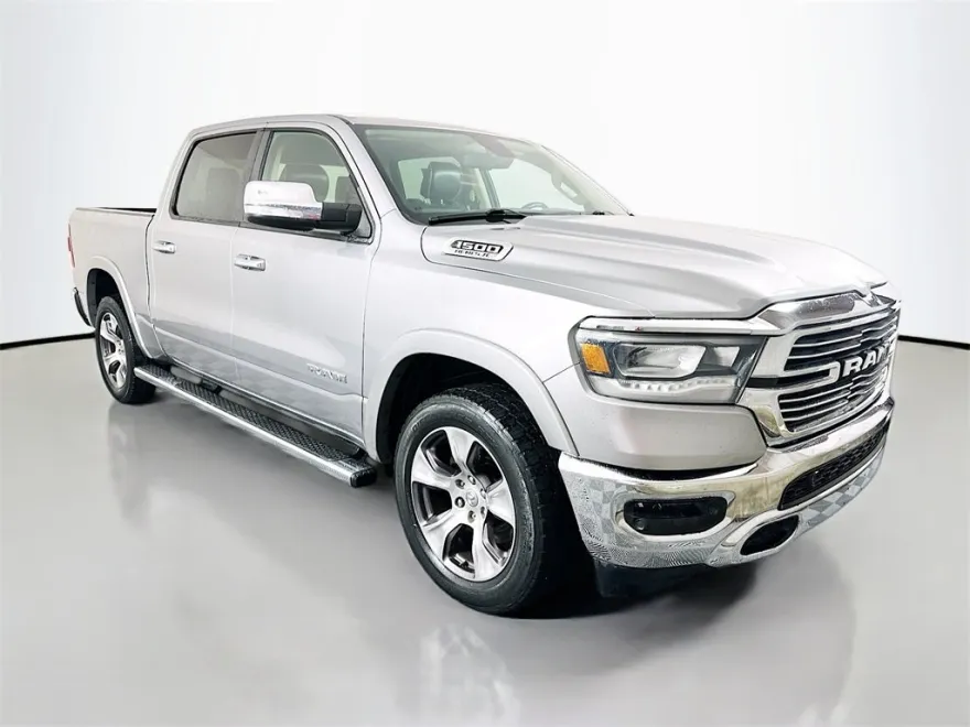 2019 Ram 1500 Laramie photo 1