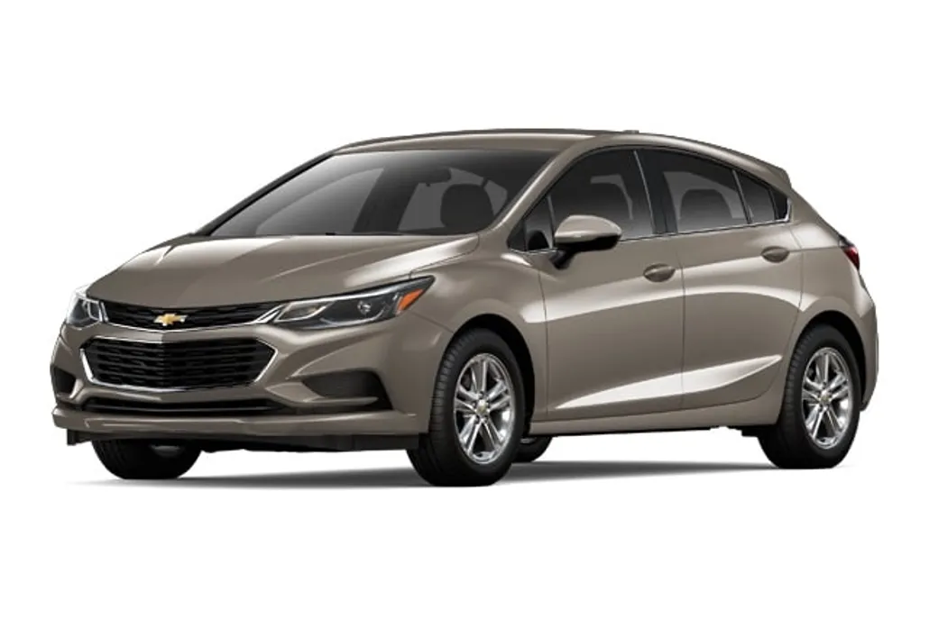 2017 Chevrolet Cruze LT photo 1