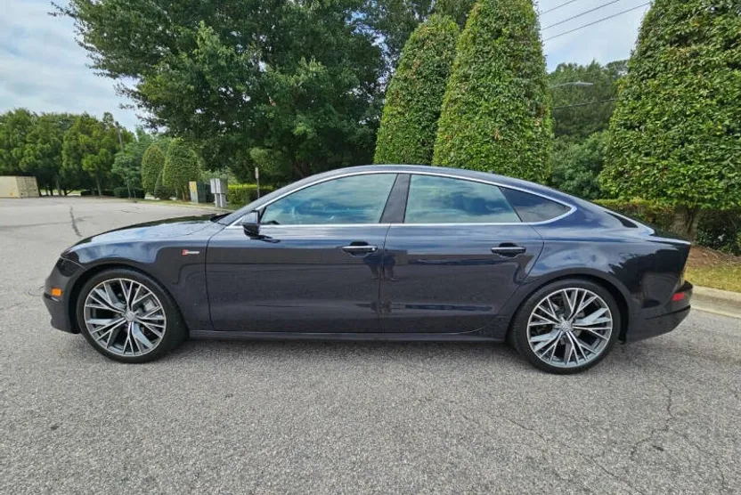 2017 Audi A7 3.0T Prestige photo 1