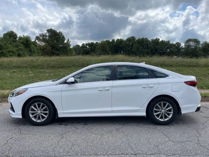 2018 Hyundai Sonata SE Eco photo 1