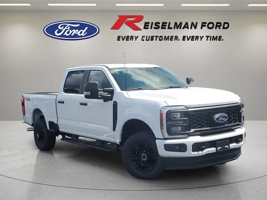2025 Ford F-250 photo 1