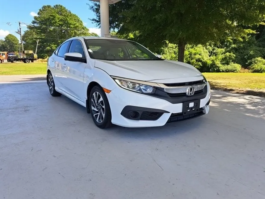 2017 Honda Civic EX photo 1
