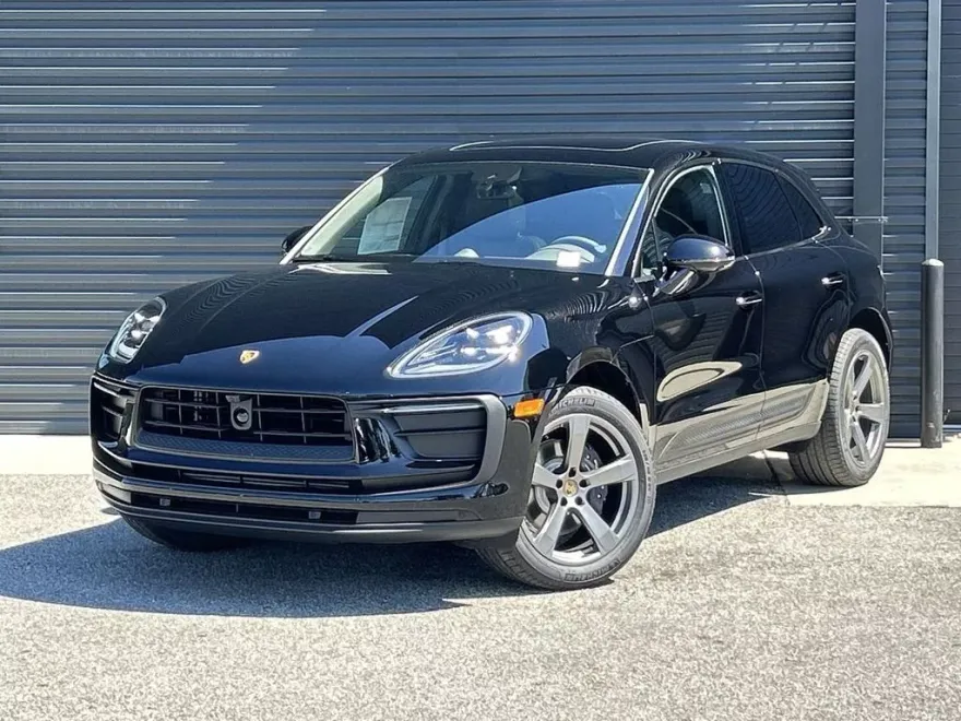 2025 Porsche Macan Base photo 1