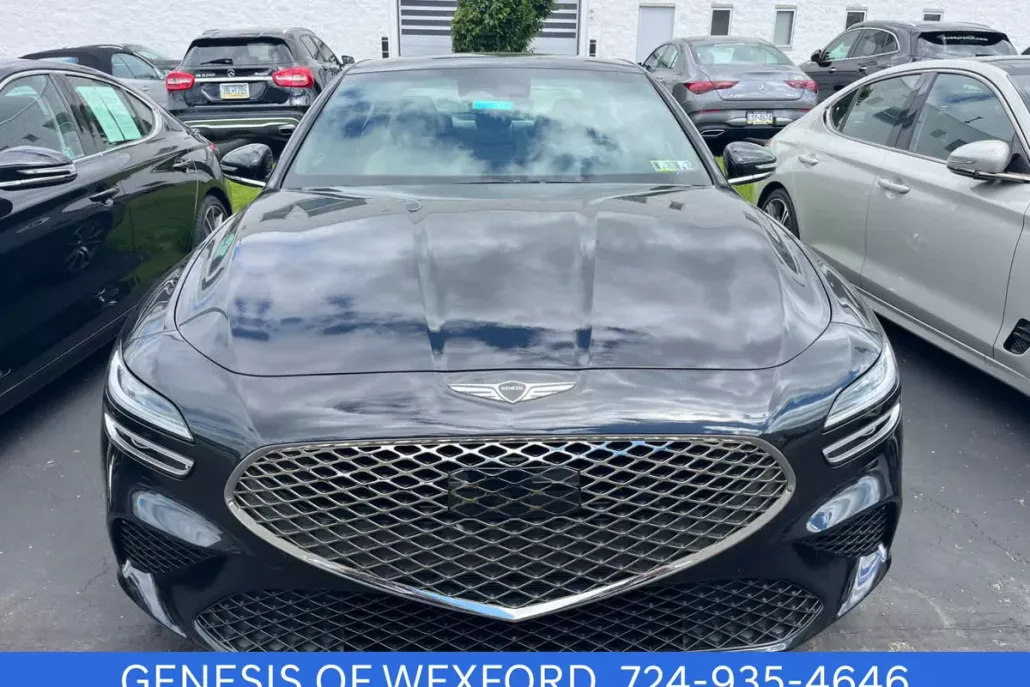 2025 Genesis G70 2.5T photo 1