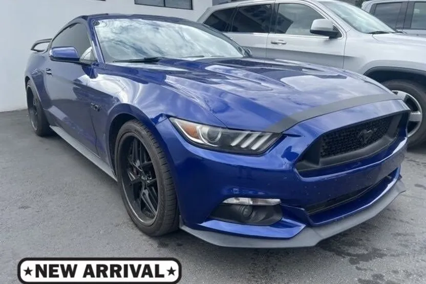 2016 Ford Mustang GT Premium photo 1
