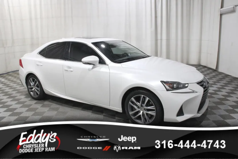 2020 Lexus IS 300 photo 1
