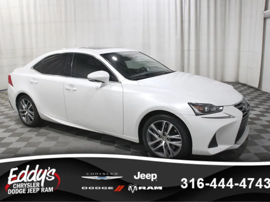 2020 Lexus IS 300 photo 1