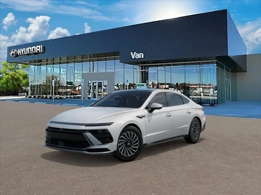 2025 Hyundai Sonata Hybrid Limited photo 1